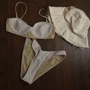 MissGuided Swimsuit Size 6. Never Worn, only tried on.